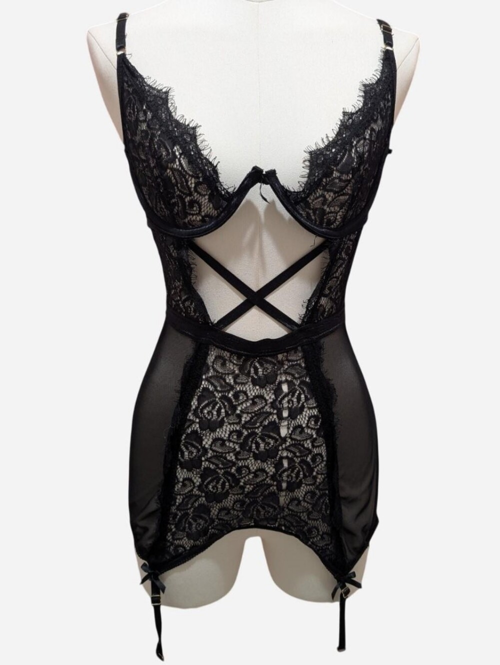 Sexy Gothic Lace Underwire Bodycon Slip Dress (XL) ‼️open to Offers